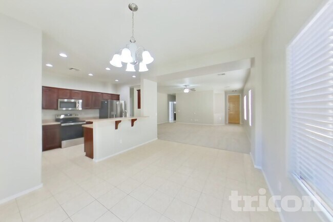 1154 E Canyon Trail San Tan Valley, AZ 85143 photo 5