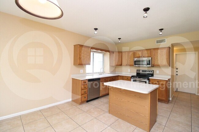945 E Manor Dr Chandler, AZ 85225 photo 5