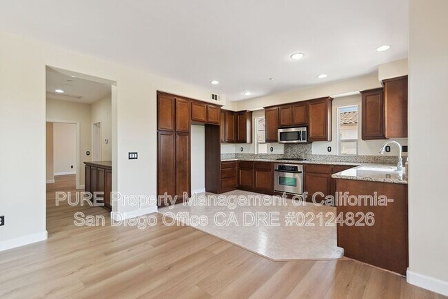 2206 Andalusia Ln Chula Vista, CA 91915 photo 5