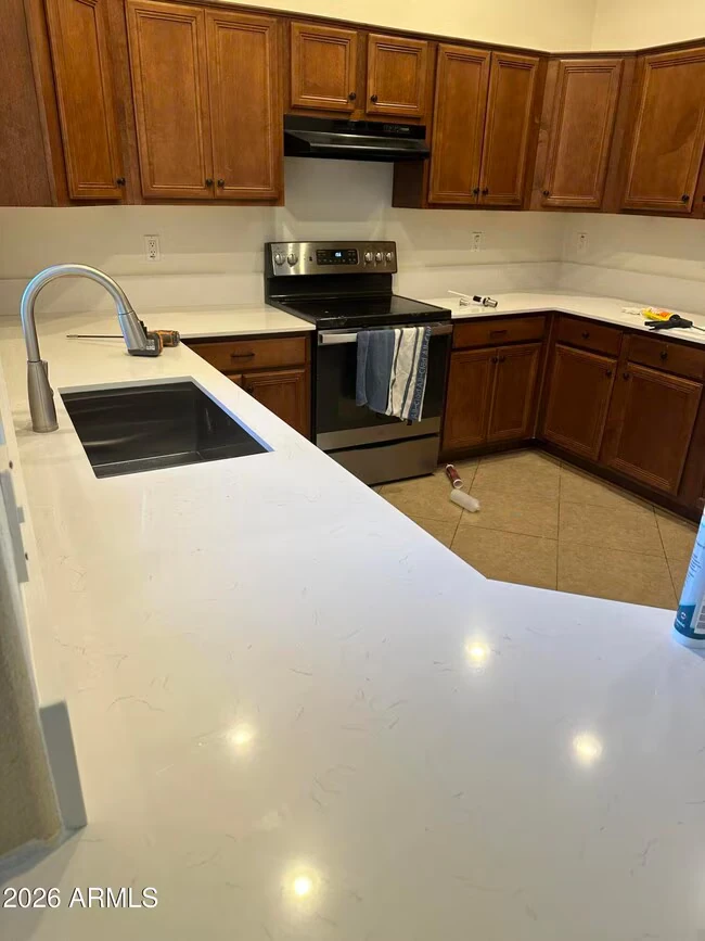 8154 W Beck Ln Peoria, AZ 85382 photo 4