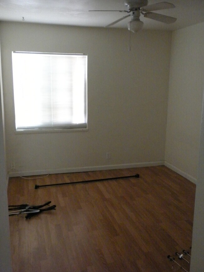 4442 Estrella Ave San Diego, CA 92115 photo 5