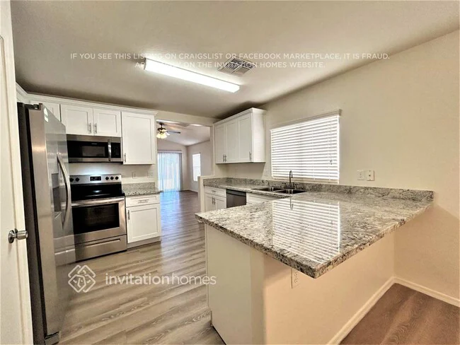 12014 W Holly St Avondale, AZ 85392 photo 4