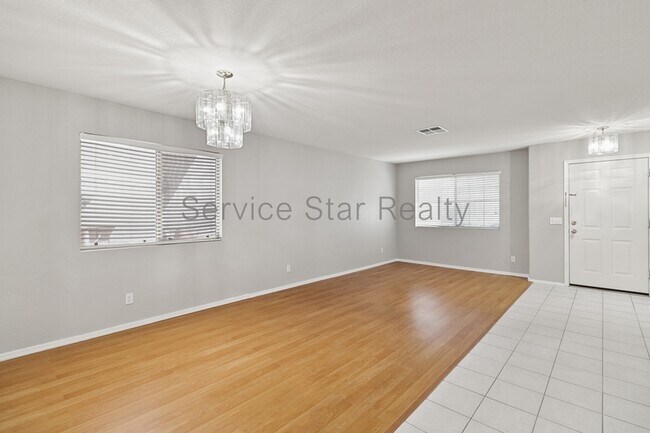 3822 W Fallen Leaf Ln Glendale, AZ 85310 photo 5