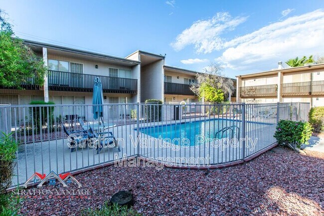 1828 W Tuckey Ln Phoenix, AZ 85015 photo 3