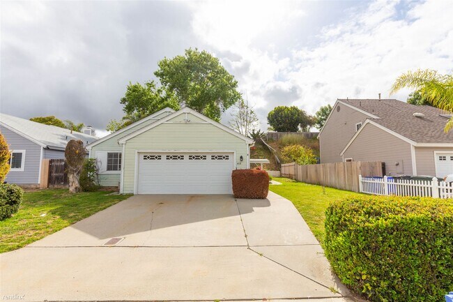412 Potter St Fallbrook, CA 92028