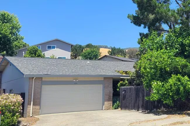 221 San Marin Dr Novato, CA 94945 photo 5
