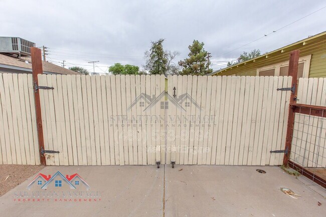 5846 W State Ave Glendale, AZ 85301 photo 5