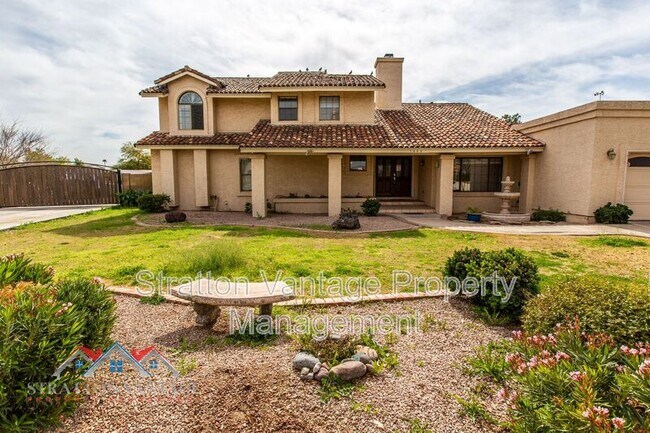 1853 E Enrose St Mesa, AZ 85203 photo 2