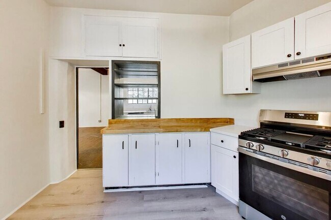 7361 Claremont Ave Berkeley, CA 94705 photo 5