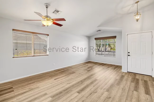 4601 N 123rd Dr Avondale, AZ 85392 photo 2
