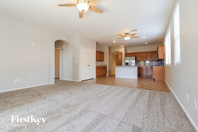 17362 N 170th Ln Surprise, AZ 85374 photo 4