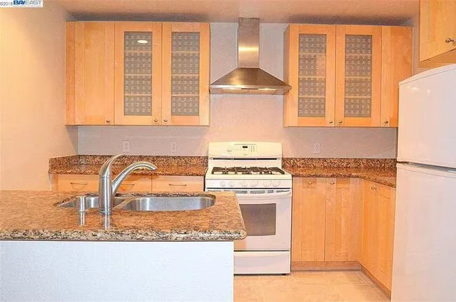 2341 Foothill Rd Pleasanton, CA 94588 photo 2