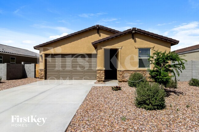 7020 E Teal Way photo 2