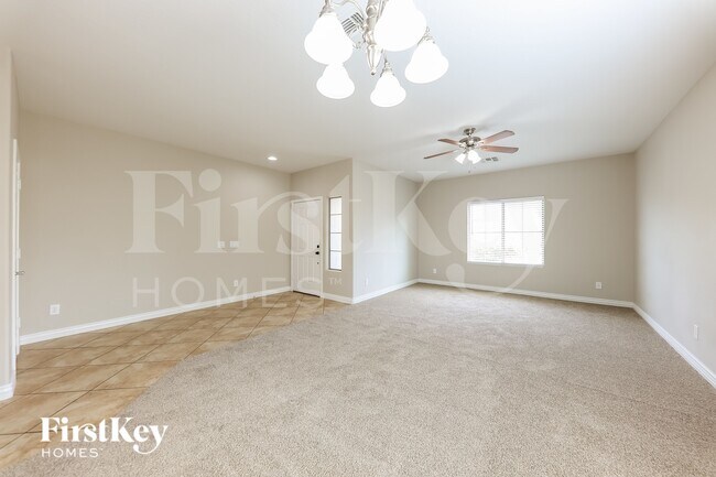 5737 W Pedro Ln Phoenix, AZ 85339 photo 5