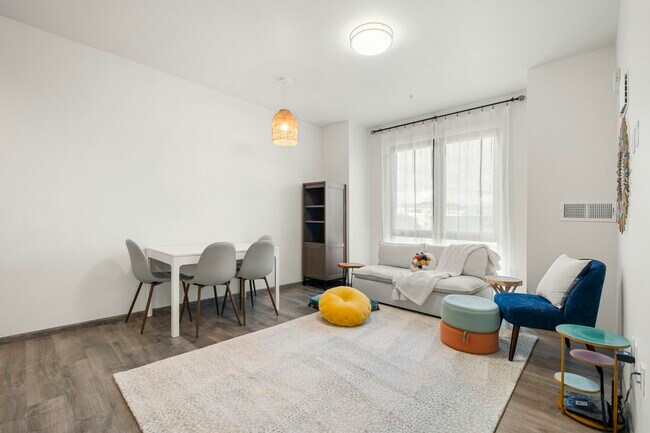 3535 Wawona St San Francisco, CA 94116 photo 5