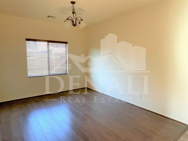 144 S 108th Dr photo 3