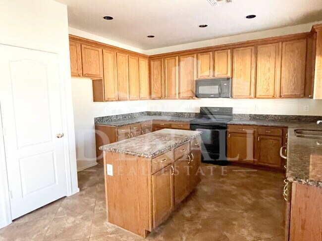 144 S 108th Dr photo 5