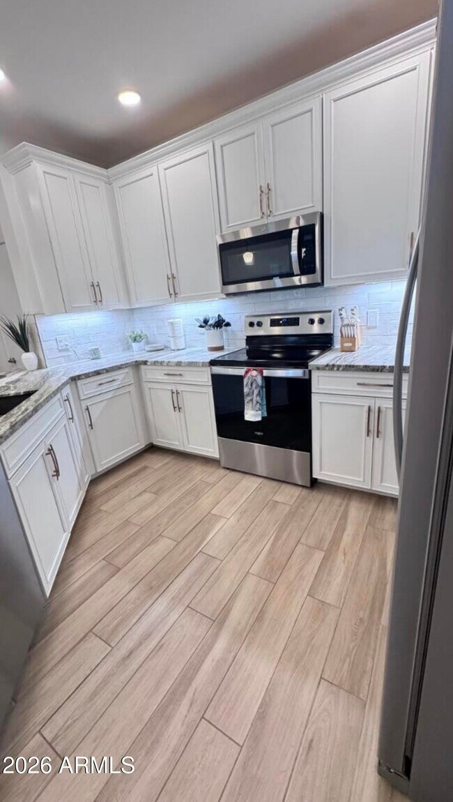 2511 W Queen Creek Rd Chandler, AZ 85248 photo 5