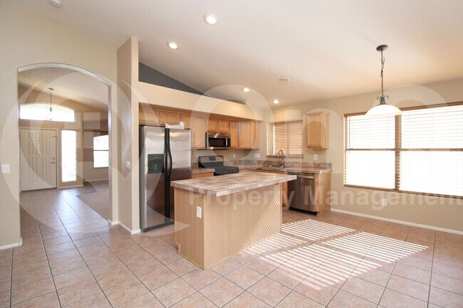 3311 W Walter Way Phoenix, AZ 85027 photo 4