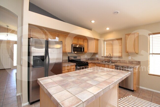 3311 W Walter Way Phoenix, AZ 85027 photo 3