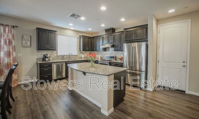 213 Alta St Brentwood, CA 94513 photo 3
