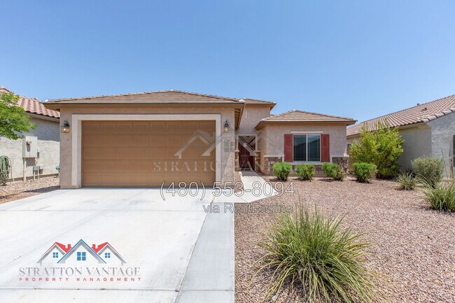 3759 N Astoria Dr photo 2