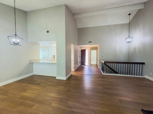 1554 Apache Dr Chula Vista, CA 91910 photo 5