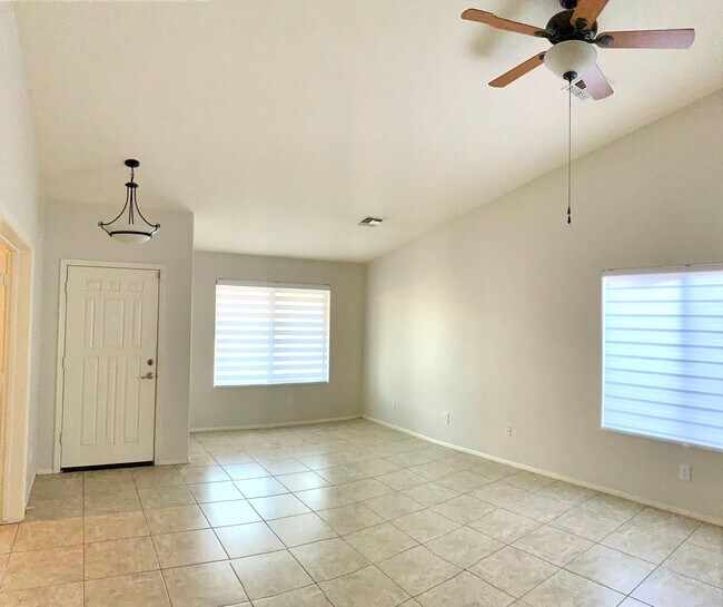 21150 Via Del Oro Queen Creek, AZ 85142 photo 2