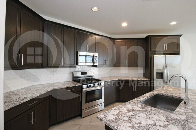 2250 E Citadel Dr Gilbert, AZ 85298 photo 3