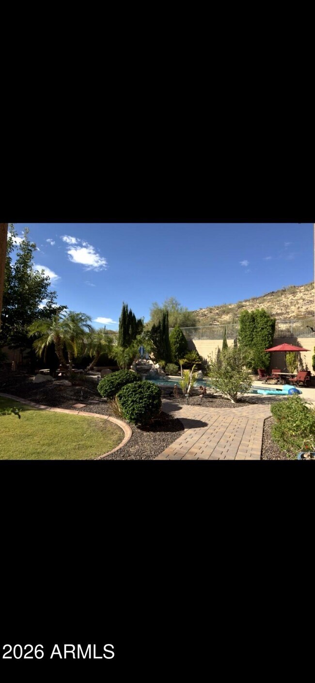 3928 W Range Mule Dr Phoenix, AZ 85083 photo 3