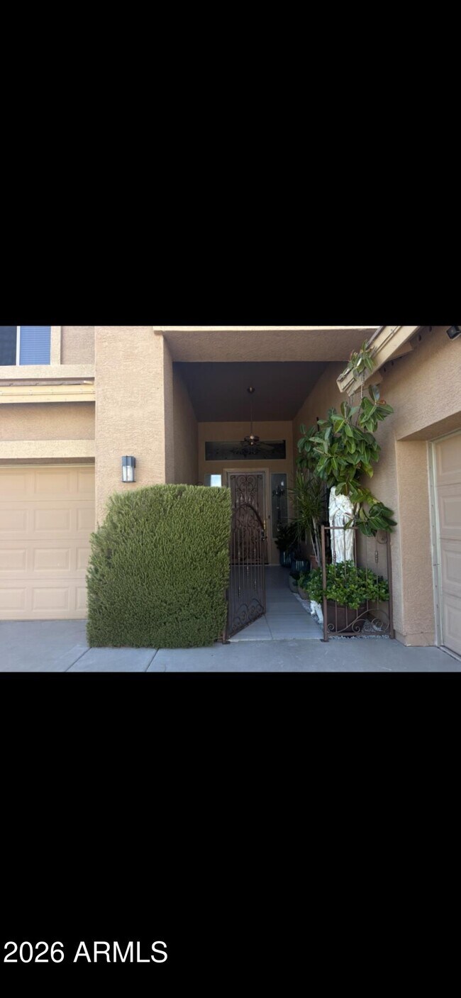 3928 W Range Mule Dr Phoenix, AZ 85083 photo 4