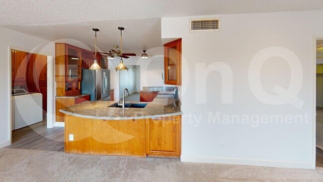 5749 S Farmer Ave Tempe, AZ 85283 photo 5