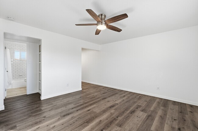 1320 N 48th Pl Phoenix, AZ 85008 photo 4