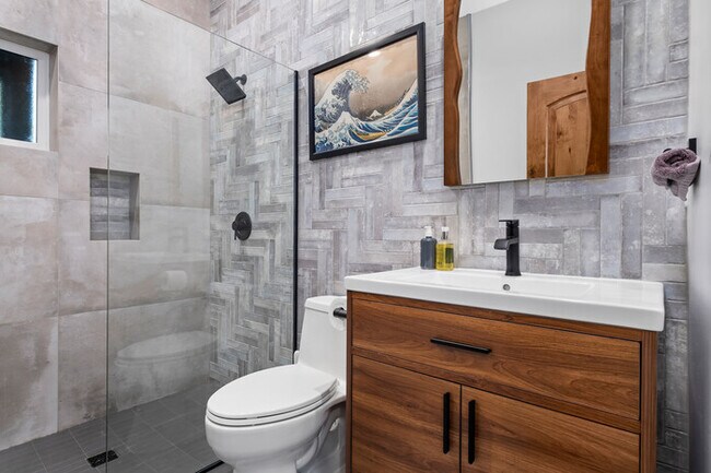 8865 Fabienne Way La Mesa, CA 91941 photo 5