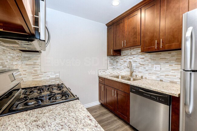 2727 1/2 G St San Diego, CA 92102 photo 2
