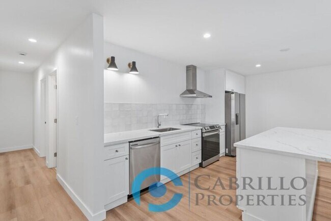 3645 Logan Ave San Diego, CA 92113