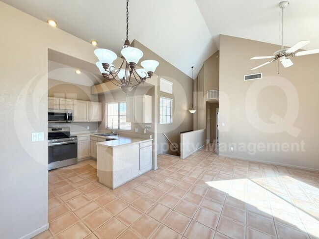 1001 N Pasadena Mesa, AZ 85201 photo 3