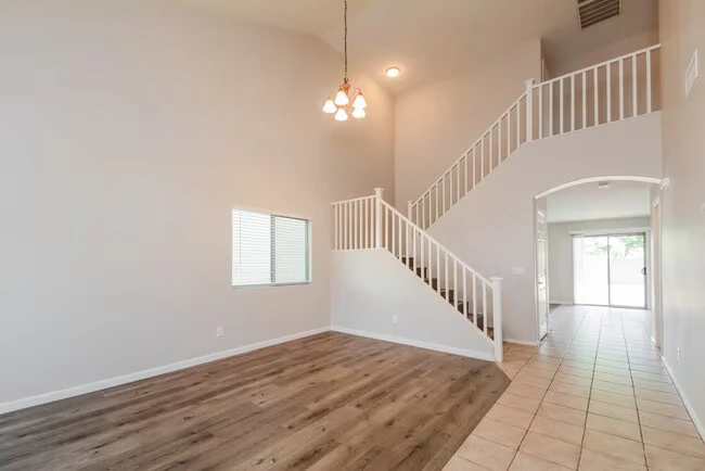 3202 S Justin Dr Tolleson, AZ 85353 photo 4