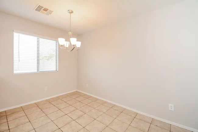 3202 S Justin Dr Tolleson, AZ 85353 photo 5