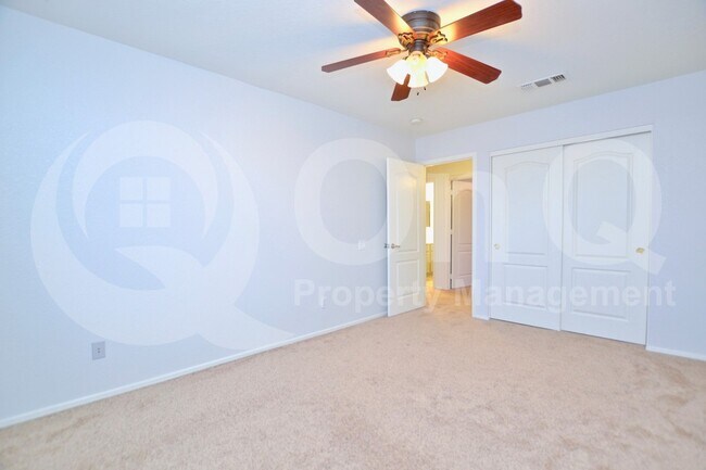 6629 W Rose Garden Ln photo 2