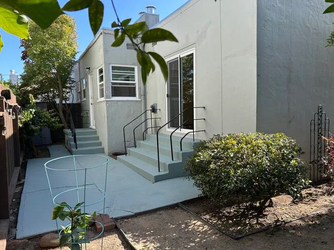 1903 Sacramento St Berkeley, CA 94702 photo 5