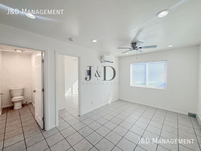 2252 Ocean View Blvd San Diego, CA 92113 photo 2
