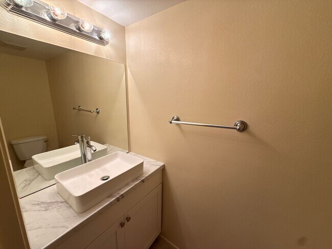 3651 Caminito Carmel Landing San Diego, CA 92130 photo 3