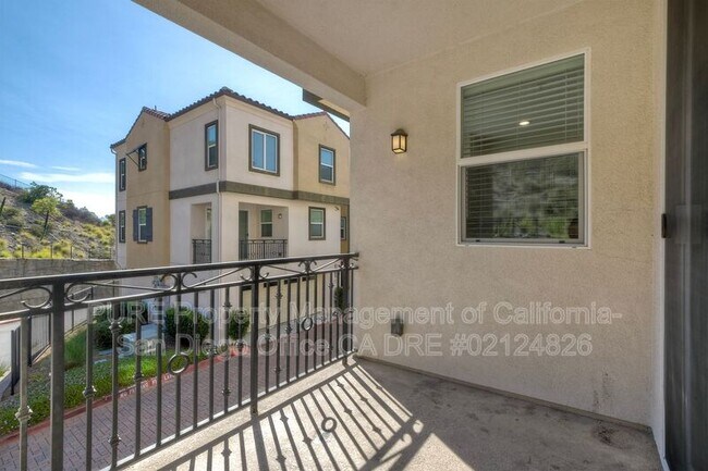 355 Mission Terrace Ave San Marcos, CA 92069 photo 3