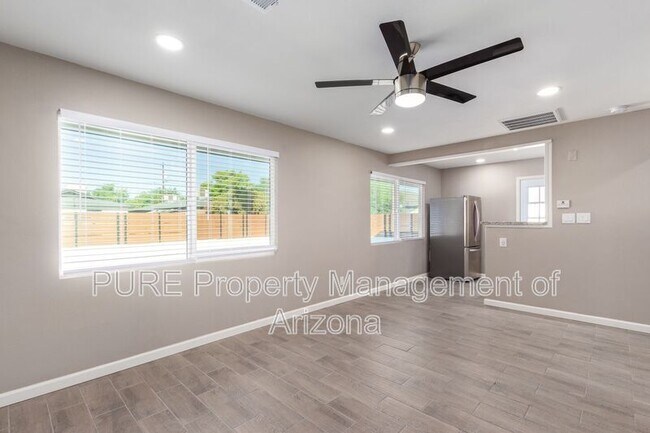 3237 N 66th St Scottsdale, AZ 85251 photo 5