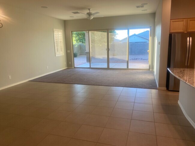 2856 W Kanab Dr San Tan Valley, AZ 85144 photo 5
