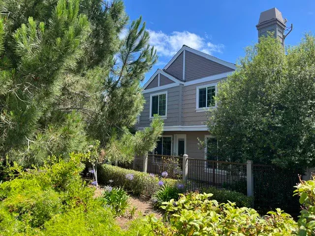 150 Positano Cir Redwood City, CA 94065 photo 2