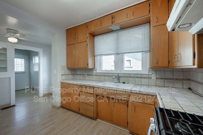 3354 Granada Ave San Diego, CA 92104 photo 5