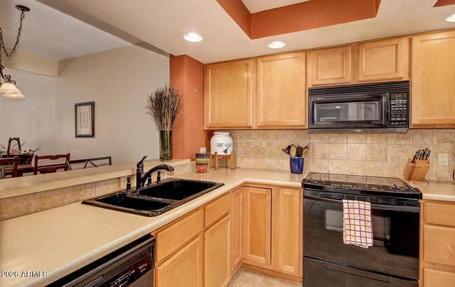 4015 N 78th St Scottsdale, AZ 85251 photo 5