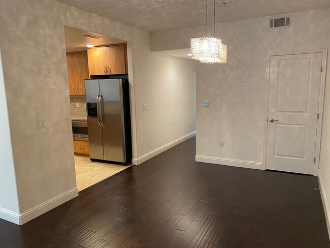 2585 El Camino Real Santa Clara, CA 95051 photo 5